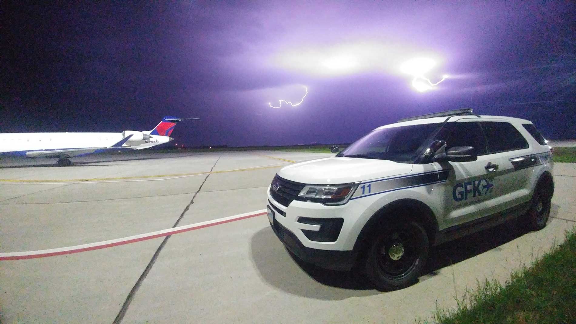 Airport Lightning
